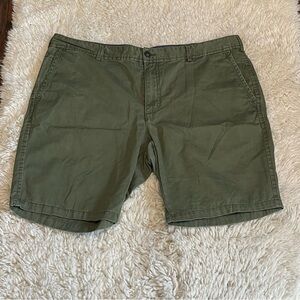 Hudson North Mens Green Chino Shorts Size 38 Inseam 9”